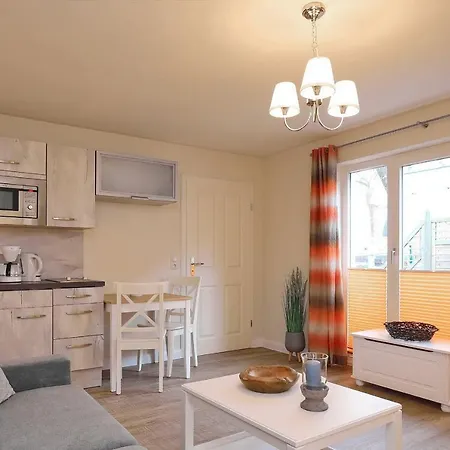 Lägenhet Strandvilla Krabbe 03 *